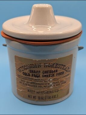 Vintage Wisconsin Homestead Sharp Cheddar Cheese Crock